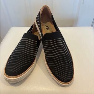 UGG Women's Black and Tan Moccasins